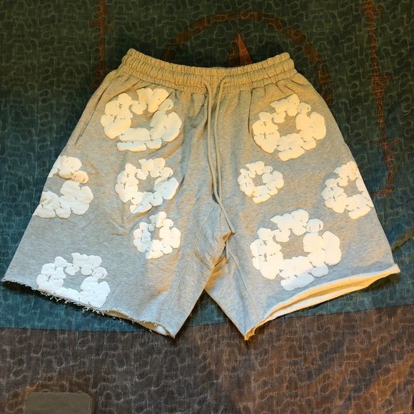 READYMADE x Denim Tears Cotton Wreath Sweatshorts Grey/White - Picture 2 of 8